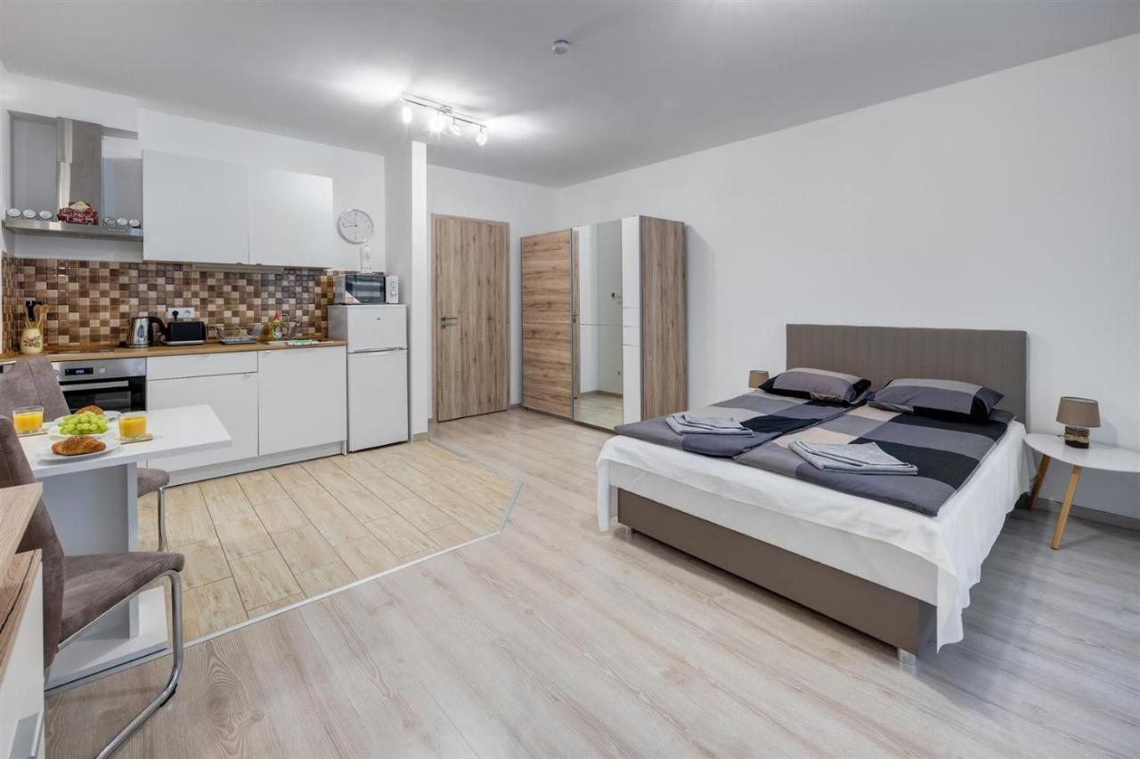 Leonardo Ground Apartamento